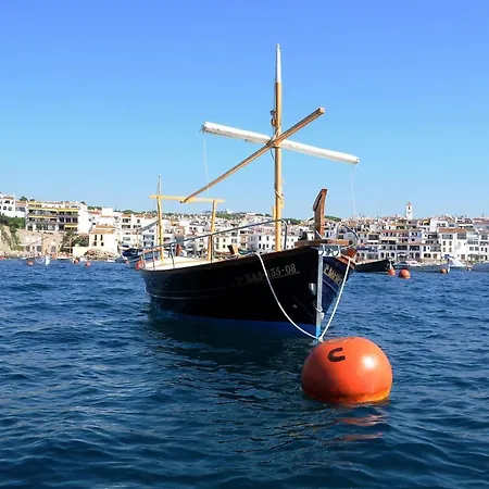 Voramar E Apartamento Calella De Palafrugell